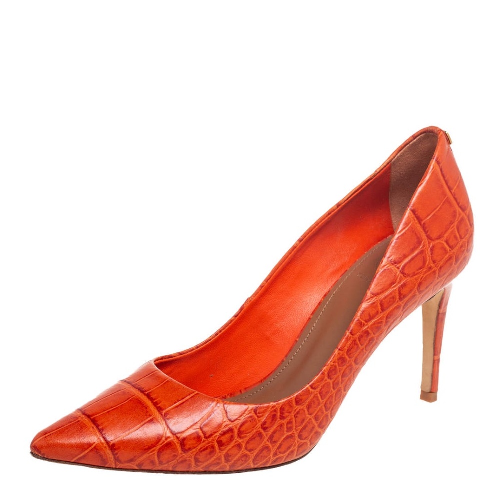 TORY BURCH ORANGE CROC EMBOSSED PUMPS